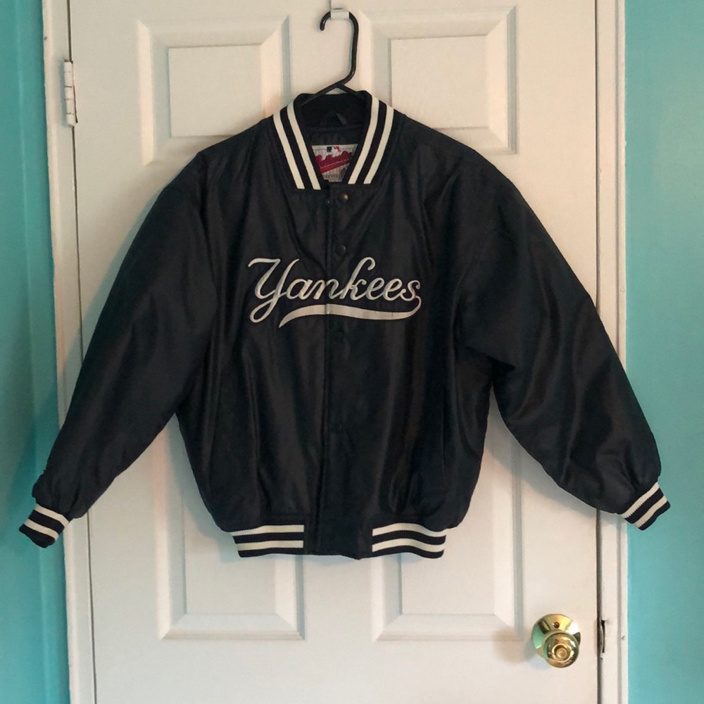 Authentic Diamond Collection Size L Satin Jacket
